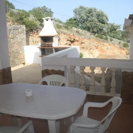 Penzion Rustic Santa Bárbara de Nexe