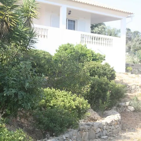 Rustic Villa Guesthouse Guest house Santa Barbara de Nexe