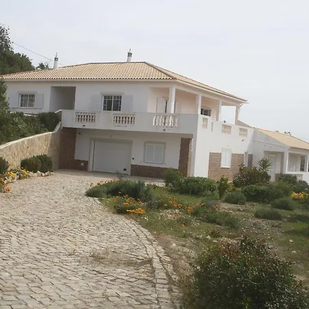 Rustic Villa Guesthouse Santa Barbara de Nexe