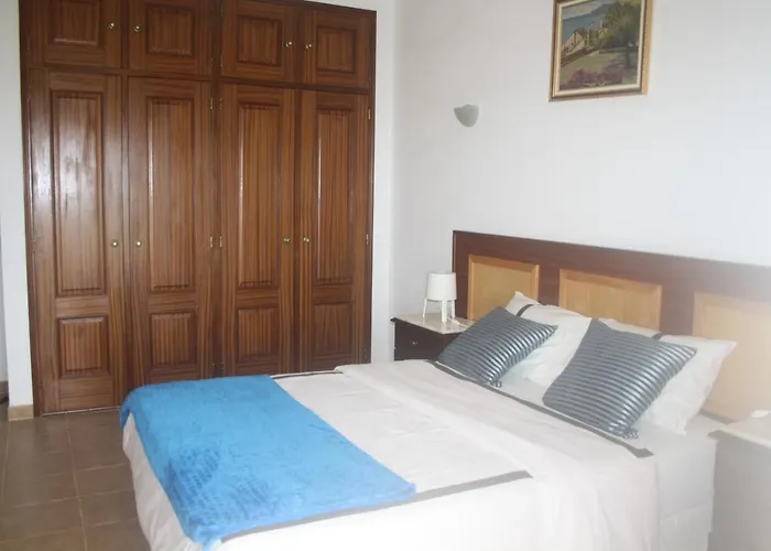 Rustic ゲストハウス