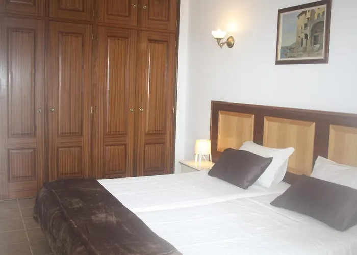 Rustic ゲストハウス ファロ