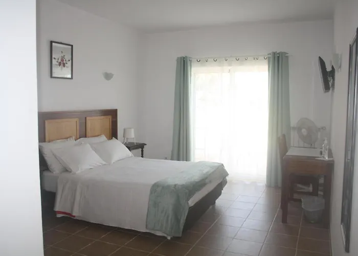 ゲストハウス Rustic